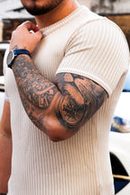 Camiseta Tricot Gola Detalhada