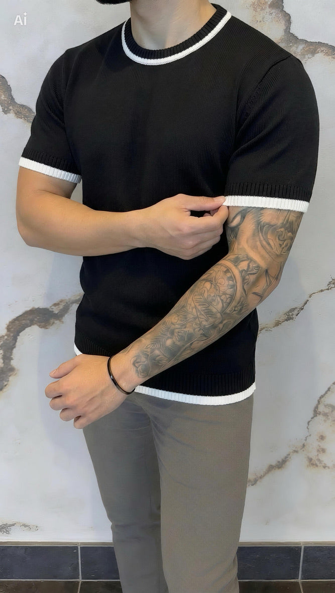 Camiseta Tricot Gola Detalhada